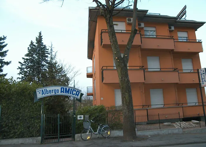 Amica سالسوماجّوري تيرمي