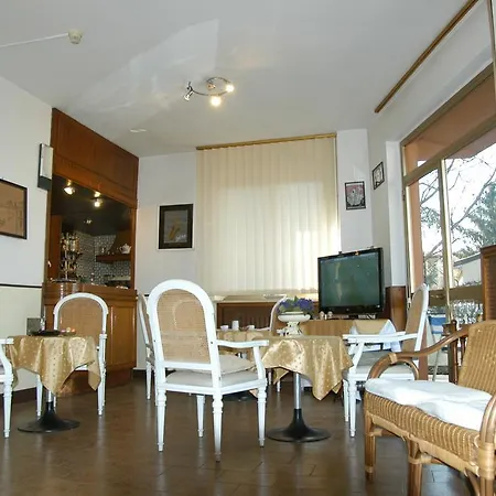 Amica 살소마지오레테르메